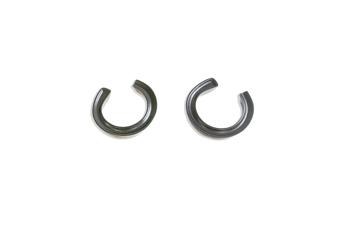820520 – MAXTRAC Coil Spring Spacer, 2 Inch Lift Set Of 2